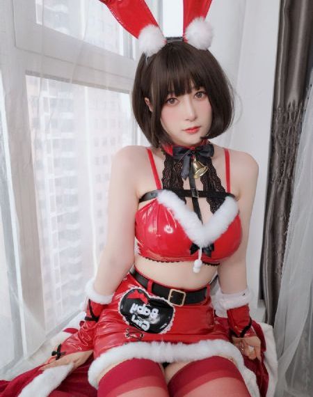 老板用手在秘书内裤里摸_1080神马影院手机在线