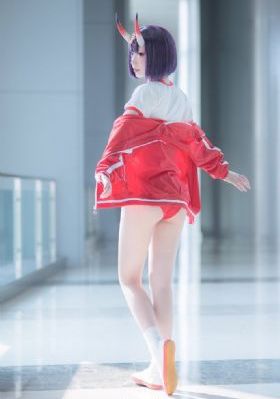 《年轻的小婊孑2》韩剧_1080P动漫免费观看