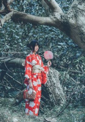 《好看的女人》完整版在线观看_超清天堂在线