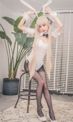还是很爱她 电视剧_BD英语超清免费观看